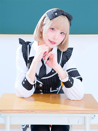 <!--{$staff.staff_name}-->